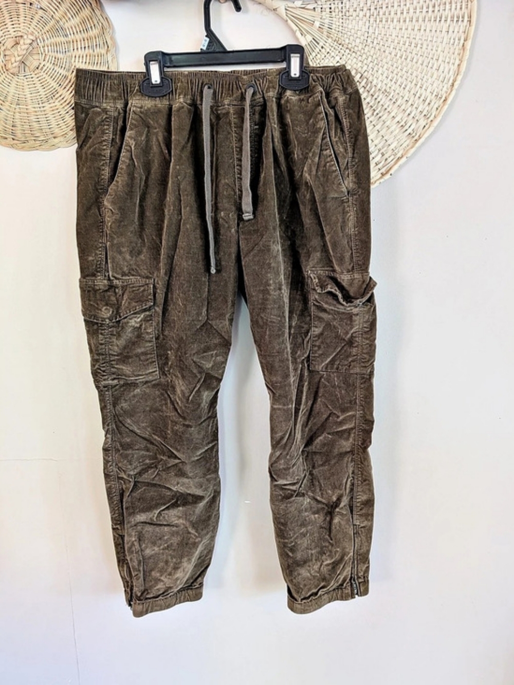 Sanctuary Corduroy Cargo Joggers Olive Green Drawstring Ankle Zip XL
